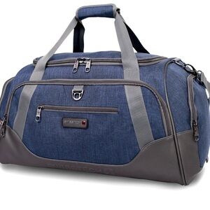 SWISSTECH Excursion Adventure Water Resistant Bottom 24" Duffel Bag Blue